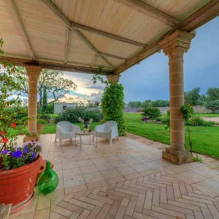 Masseria Sorani Bed & Breakfast 4*