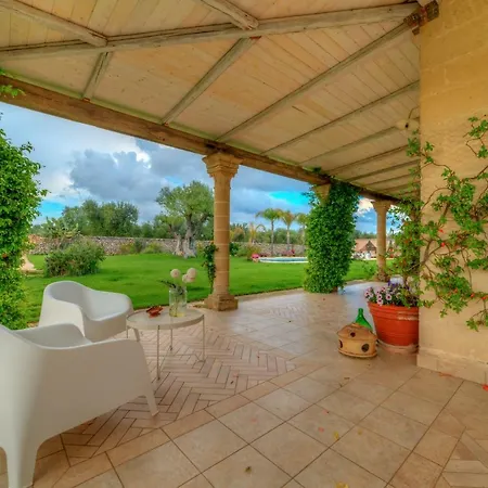 Bed & Breakfast Masseria Sorani 4*